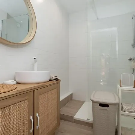 Apartamento Joli Petit Cocon Et Sa Jolie Terrasse Lesclesdenicole *